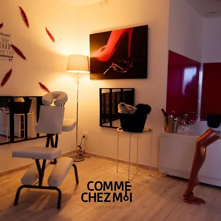 Loveroom, Les Folies Douces & *